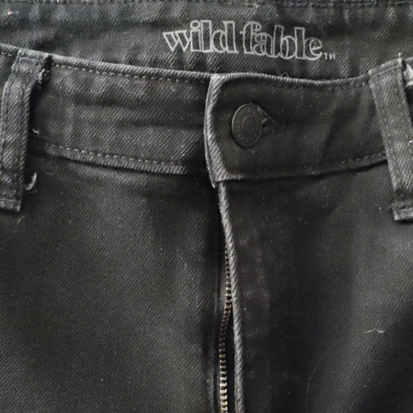 High Rise Short - Picture 2 of 3